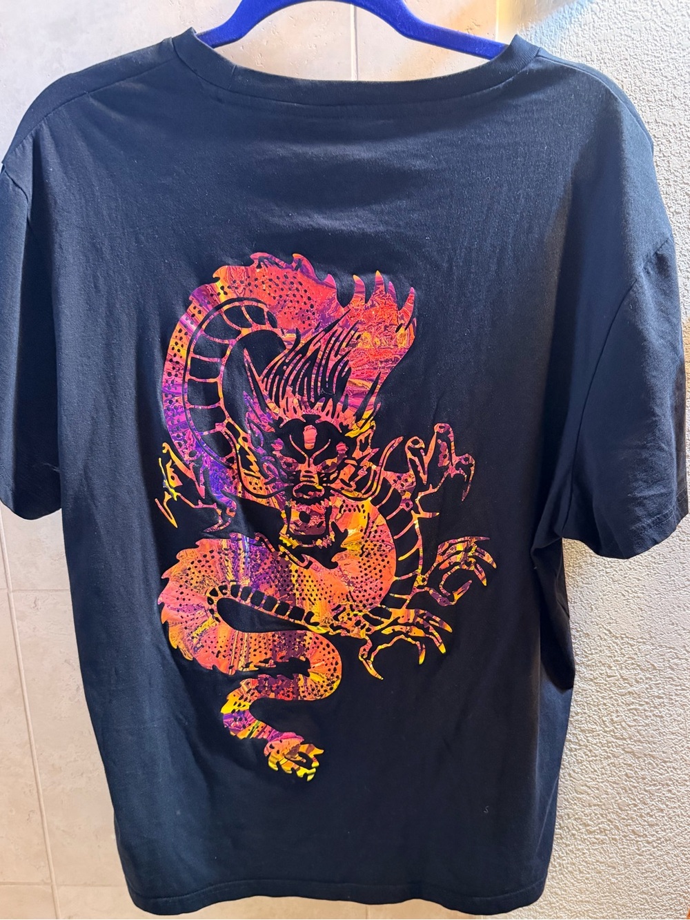 Men’s T-Shirt: Custom back dragon design